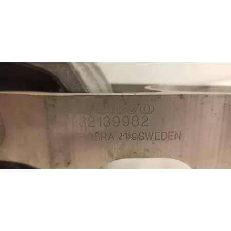 VOLVO V60 CC ŁAPA PODUSZKA SILNIKA 32139982 31480990