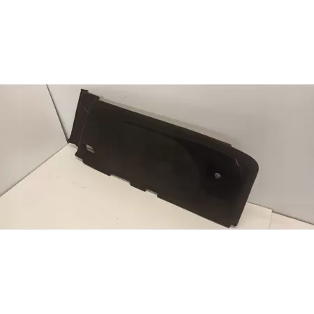 VOLVO V60 CC BOCZEK BAGAŻNIKA PRAWY 32310573