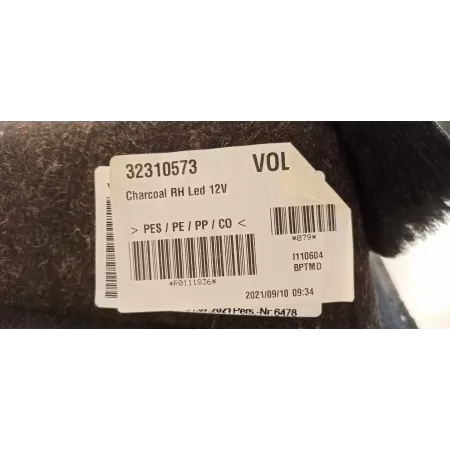 VOLVO V60 CC BOCZEK BAGAŻNIKA PRAWY 32310573
