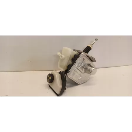 VOLVO V60 CC POMPA HAMULCOWA 32281728 32333638