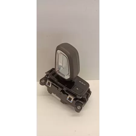 VOLVO V60 CC GAŁKA ZMIANY BIEGÓW 32240931