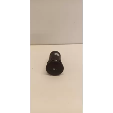 VOLVO V60 CC GNIAZDO PORT USB 32231928