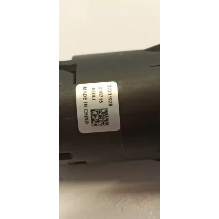 VOLVO V60 CC GNIAZDO PORT USB 32231928
