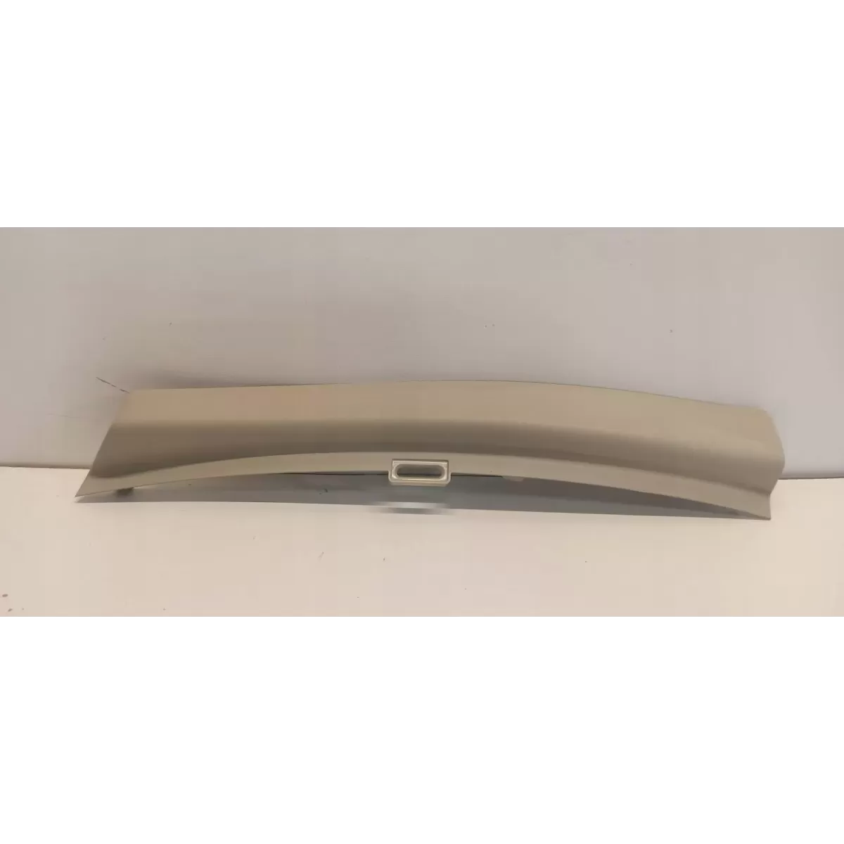 VOLVO V60 CC OSŁONA SŁUPKA LEWY TYŁ 31479235