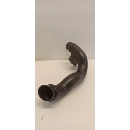 VOLVO V60 CC RURA DOLOT POWIETRZA 31474519