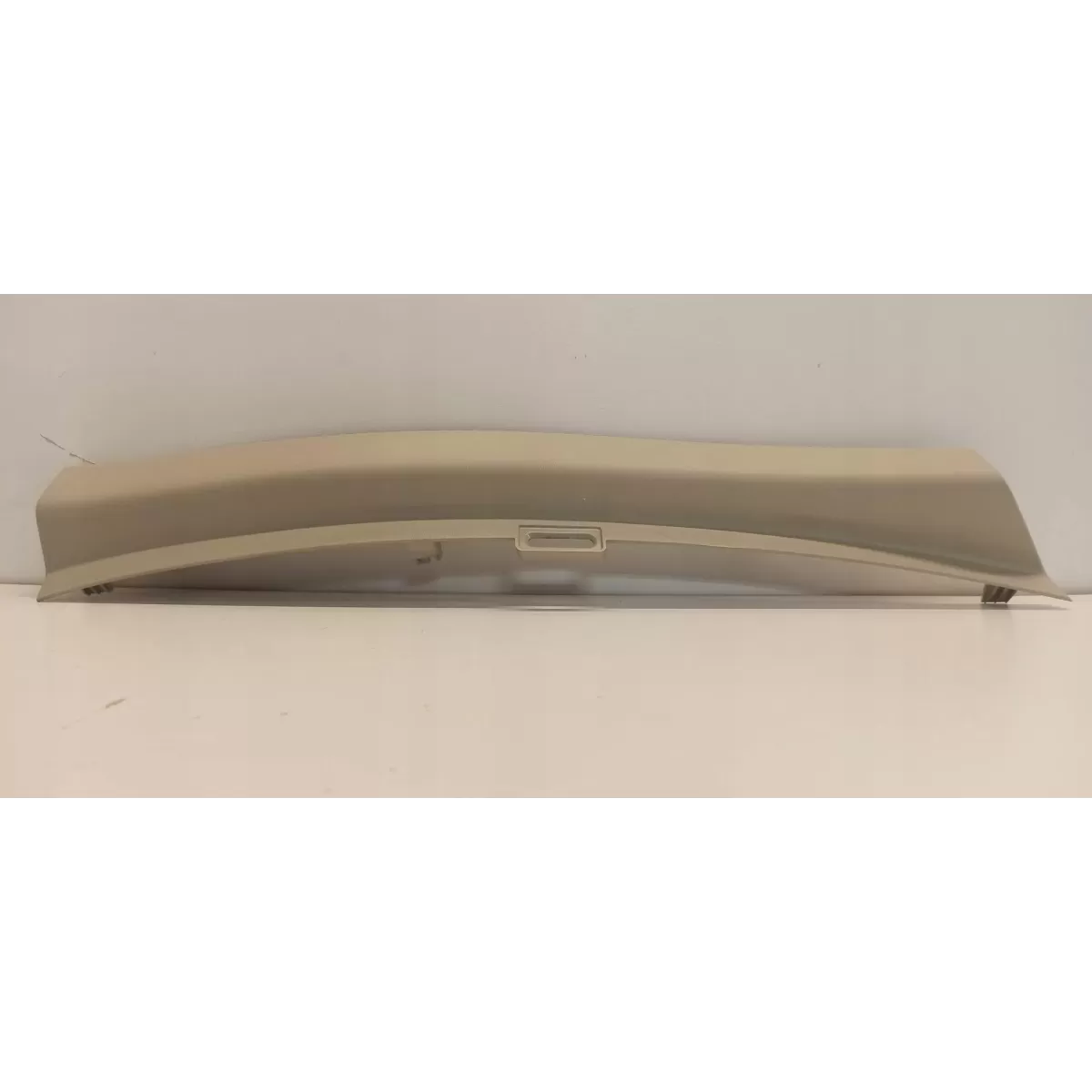VOLVO V60 CC OSŁONA SŁUPKA PRAWY TYŁ 31479237