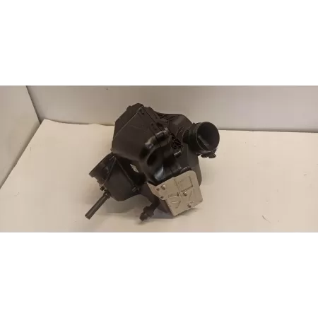 AUDI A4 B8 A5 8T OBUDOWA FILTRA POWIETRZA 8R0133835AH