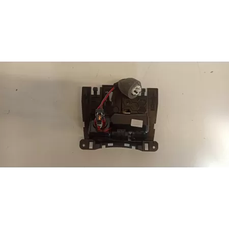 AUDI A5 8T SCHOWEK POPIELNICZKA 8K0857951