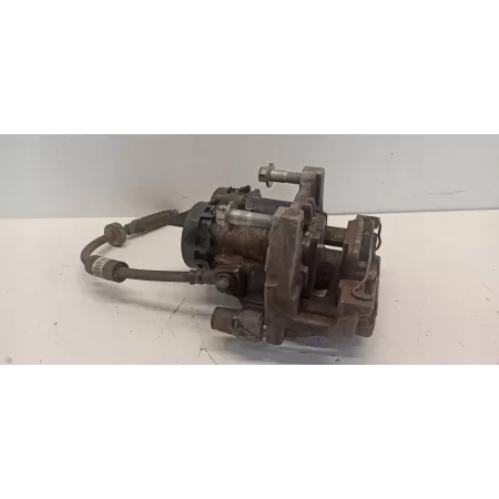 VOLVO V60 CC ZACISK PRAWY TYŁ 32287434