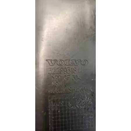 VOLVO V60 OSŁONA PODWOZIA LEWY TYŁ 32289318