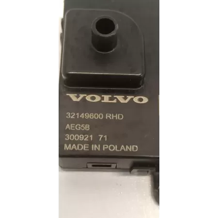 VOLVO V60 CC MODUŁ WENTYLATORA RHD 32149600