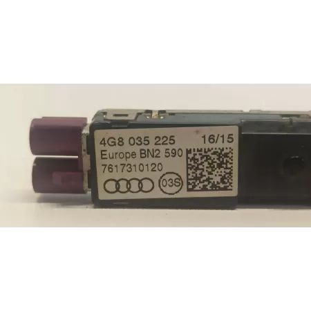 AUDI A7 WZMACNIACZ ANTENY 4G8035225