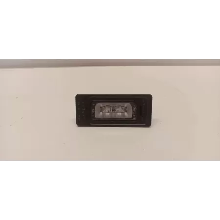 AUDI A7 4G LAMPKA TABLICY REJESTRACYJNEJ 4G0943021