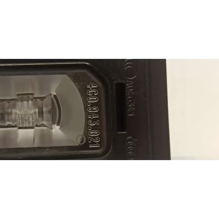 AUDI A7 4G LAMPKA TABLICY REJESTRACYJNEJ 4G0943021