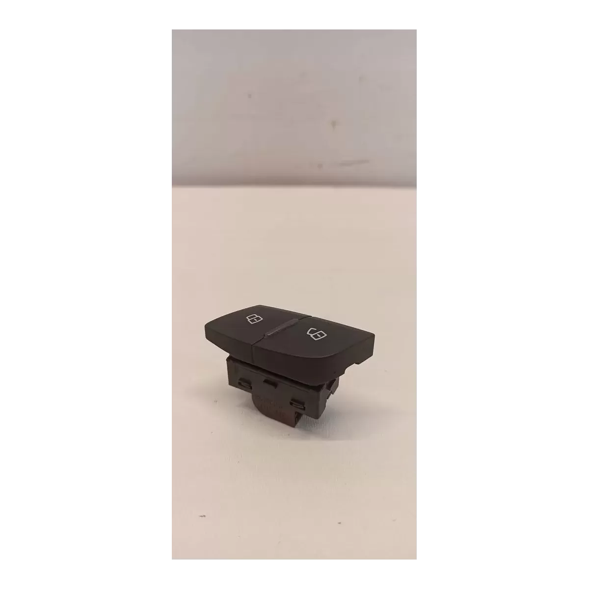 AUDI A7 4G PRZYCISK BLOKADY ZAMKA 4G8962108