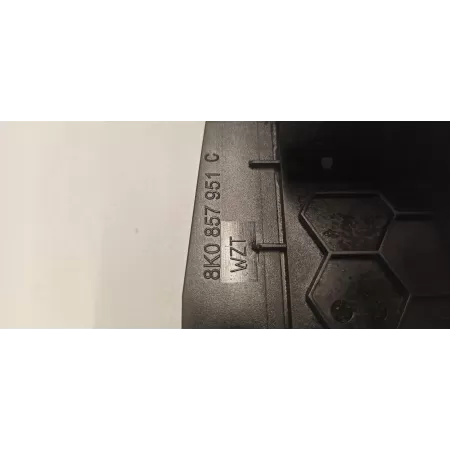 AUDI Q5 SCHOWEK POPIELNICZKA 8K0857951C