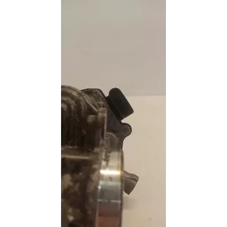 VW SKODA AUDI PRZEPUSTNICA 04L128063P