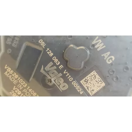 VW GOLF VIII 8 HB PRZEPUSTNICA 2.0 TDI 05L128063E