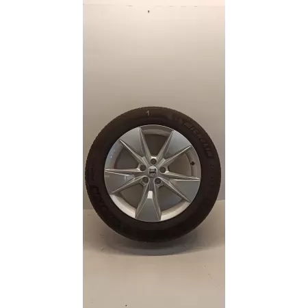 VOLVO XC40 FELGA 18 31680200