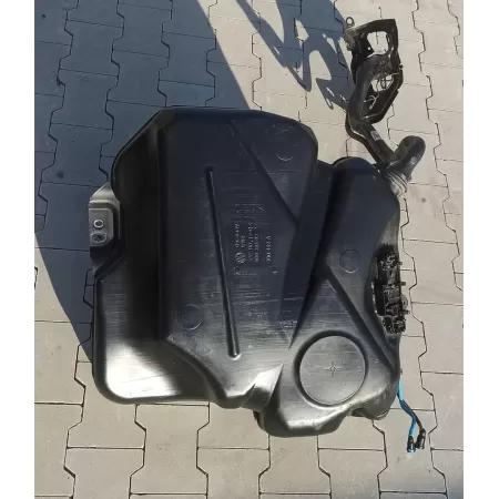 VW GOLF VIII 8 HB ZBIORNIK PALIWA 2.0 TDI 2024 5WA201021KL