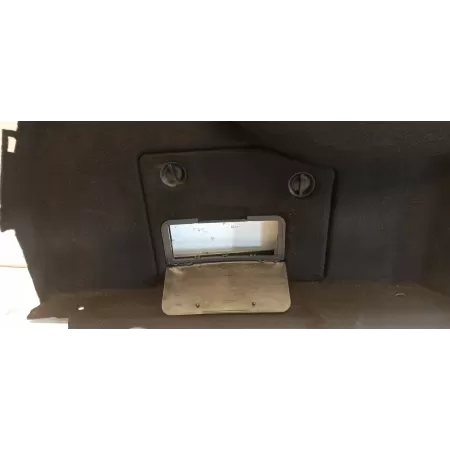 MERCEDES W211 BOCZEK BAGAŻNIKA PRAWY A2116907953