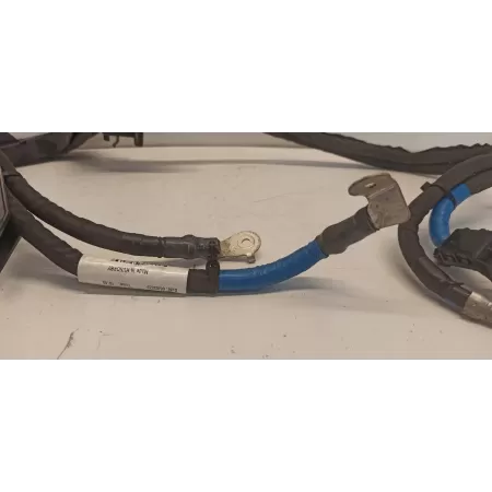 VOLVO XC40 PRZEWÓD AKUMULATORA 32311675