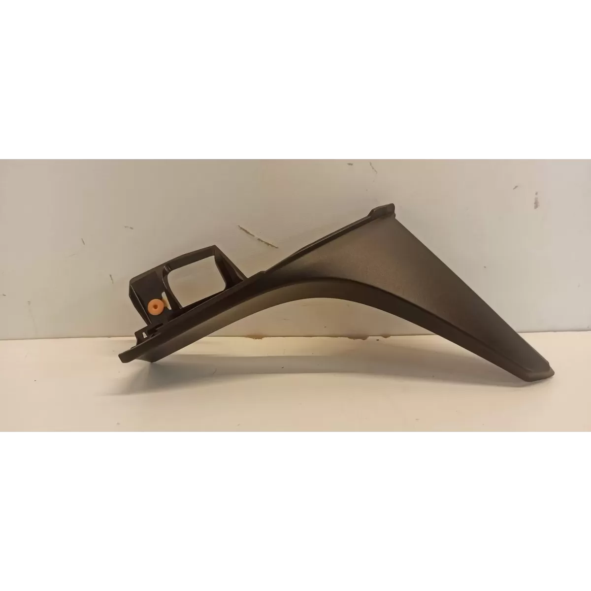 SUZUKI SWIFT VII MK9 OSŁONA LISTWA DESKI LEWA 839B2-69T0