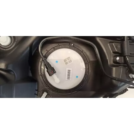 SUZUKI SWIFT ZBIORNIK BAK PALIWA 89101-52R0 15100-52R02