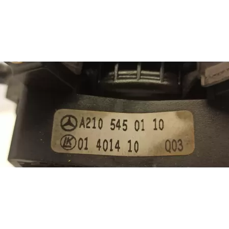 MERCEDES MANTKA PRZEŁĄCZNIK WYCIERACZEK A2105450110