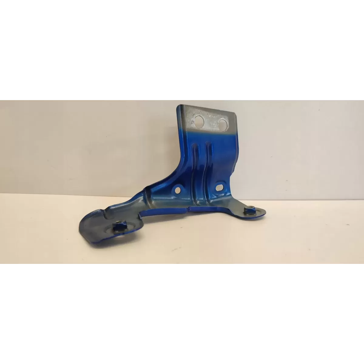 SEAT ARONA 2024 MOCOWANIE BŁOTNIKA LEWY PRZÓD 6F9821327A