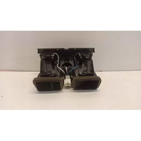 BMW 7 G11 KRATKA NAWIEWU TUNELU 2851366