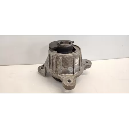 MERCEDES VITO W447 PODUSZKA SILNIKA LEWA A4472411300