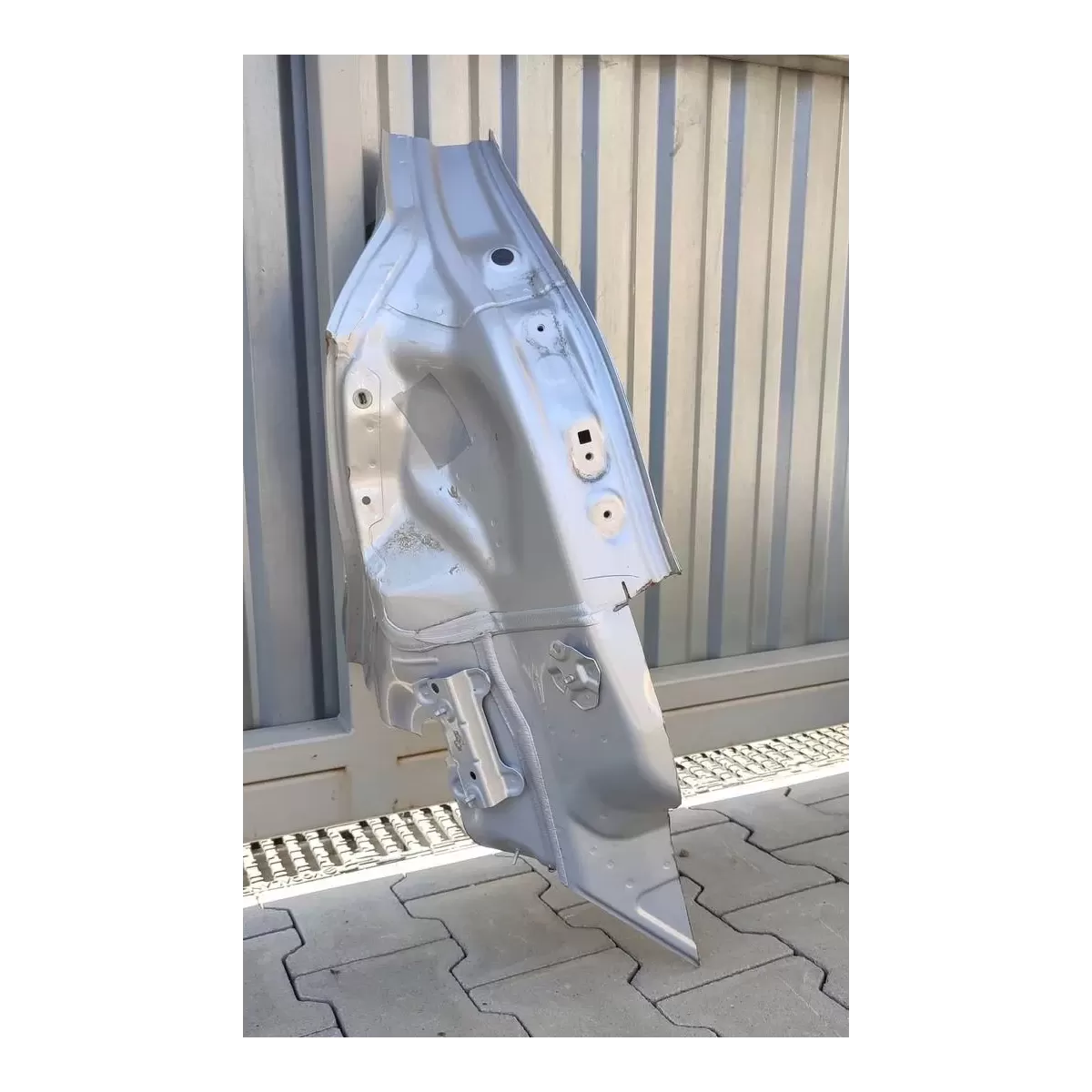 SUZUKI SX4 S-CROSS ĆWIATYKA LEWY