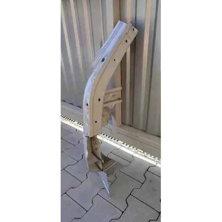 SUZUKI SX4 S-CROSS ĆWIATYKA LEWY