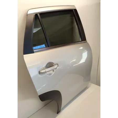 SUZUKI S-CROSS SX-4 DRZWI PRAWY TYŁ 2024 ZCC SUZUKI S-CROSS SX-4 DRZWI PRAWY TYŁ 2024 ZCC