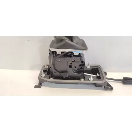 VW TIGUAN II WYBIERAK BIEGÓW MIESZEK GAŁKA 5QF713023A 5NC713203K