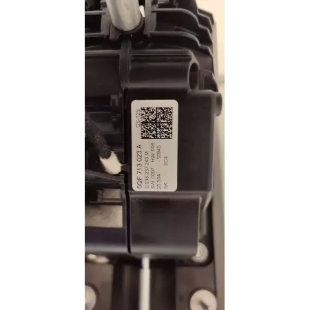 VW TIGUAN II WYBIERAK BIEGÓW MIESZEK GAŁKA 5QF713023A 5NC713203K