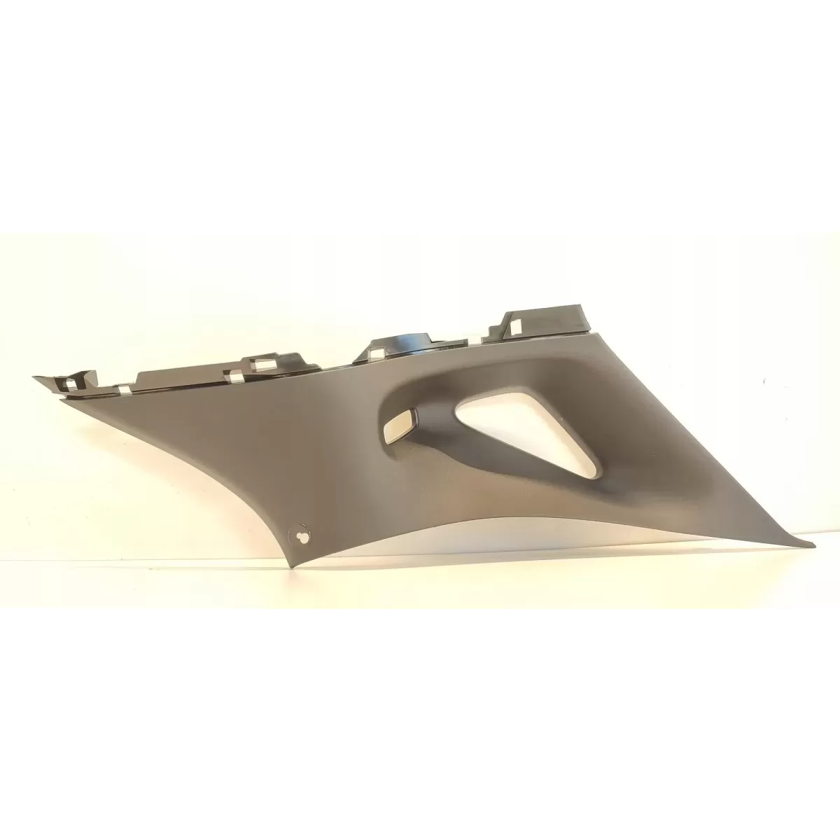 FORD PUMA MK2 OSŁONA SŁUPKA PRAWA L1TB-A31010-A