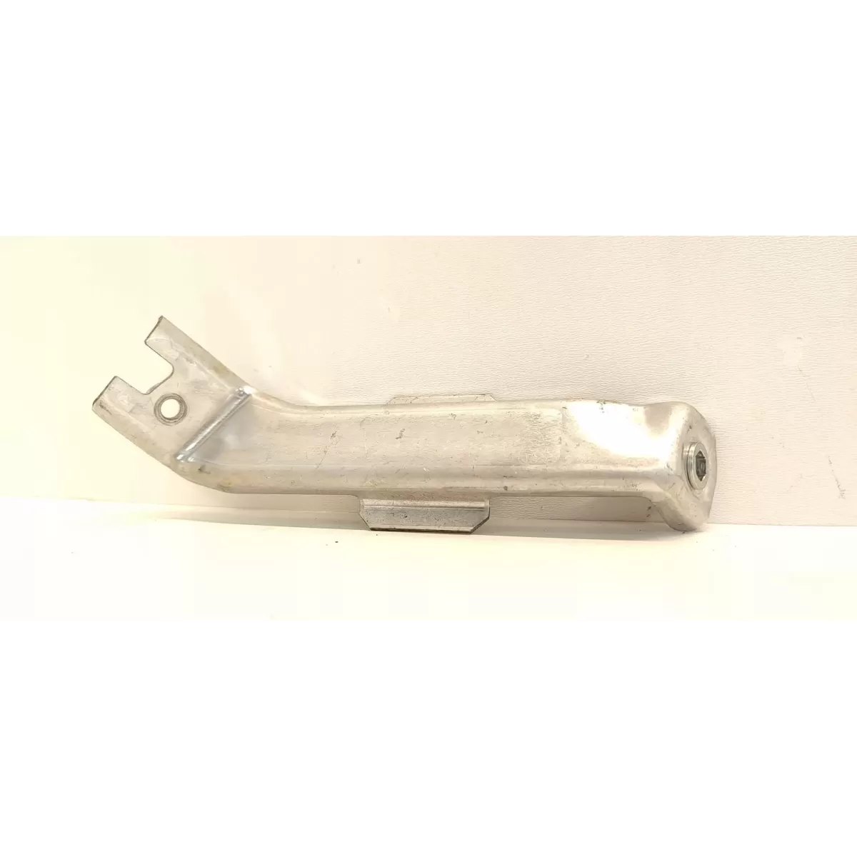 BMW F44 218I MOCOWANIE WLOTU POWIETRZA 8604706