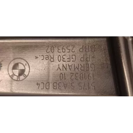 BMW F44 218I UCHWYT DYFUZORA PRAWY 5A3BDC4