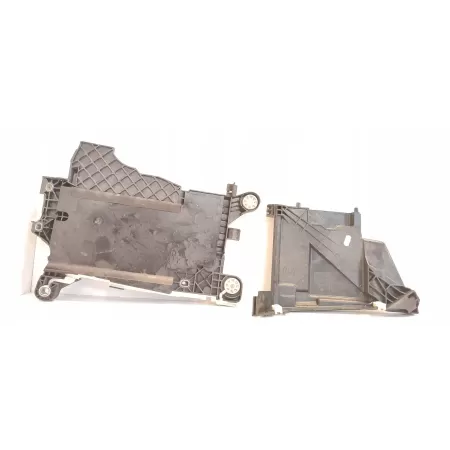 BMW F44 218I PODSTAWA AKUMULATORA OSŁONA 9387574 7474113