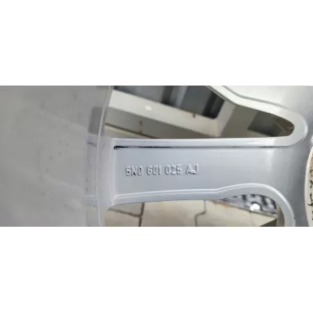 VW TIGUAN 5N0 KOŁA FELGI 17'' 5N0601025AJ