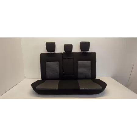 SUZUKI SX4 S-CROSS FOTELE KANAPA 2024 GRZANE 2024
