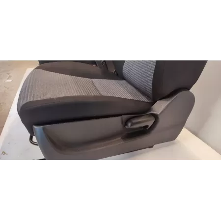 SUZUKI SX4 S-CROSS FOTELE KANAPA 2024 GRZANE 2024