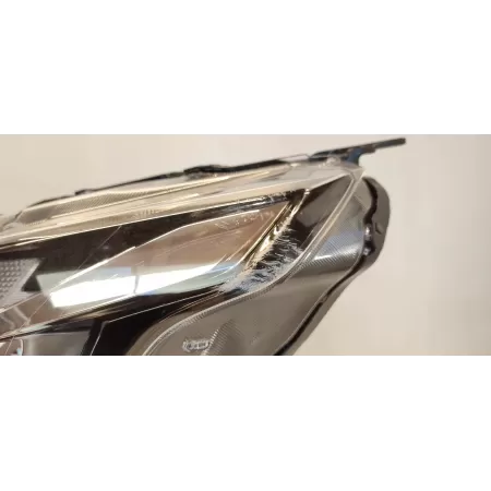 SUZUKI SX4 S-CROSS LAMPA LEWY PRZÓD RHD ANGLIK 35300-63T10