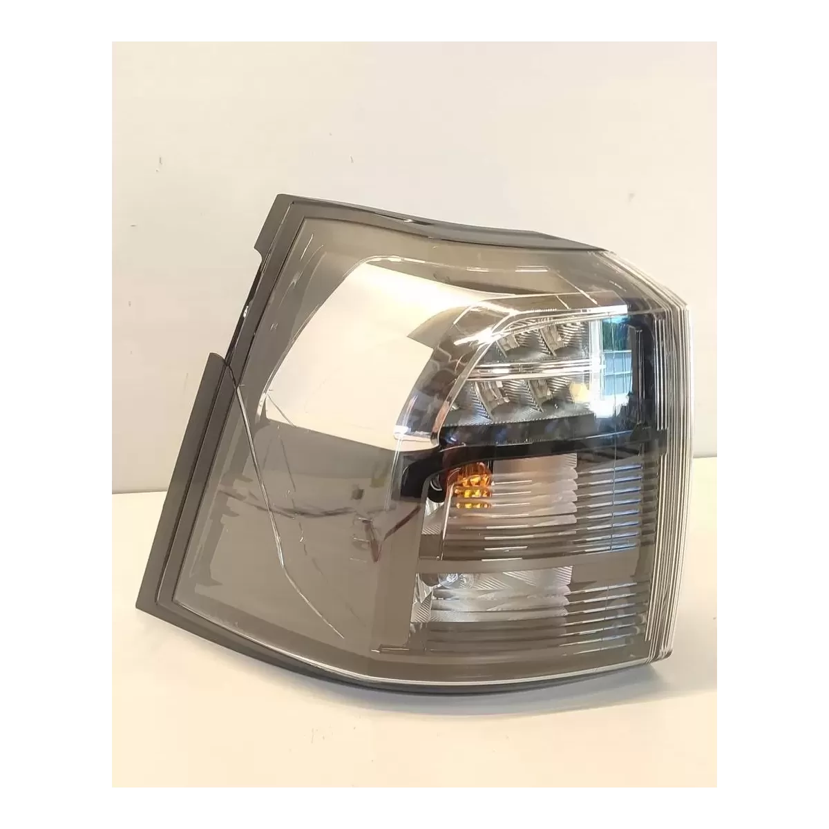 SUZUKI SX4 S-CROSS LAMPA LEWY TYŁ 35670-63T00