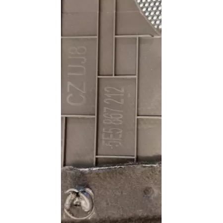 SKODA OCTAVIA III BOCZEK DRZWI PRAWY TYŁ KOMBI 5E9867024E