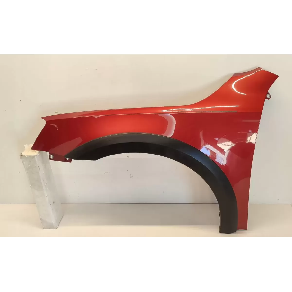 SKODA OCTAVIA III SCOUT BŁOTNIK LEWY PRZÓD LF3L 2015 5E0821105B