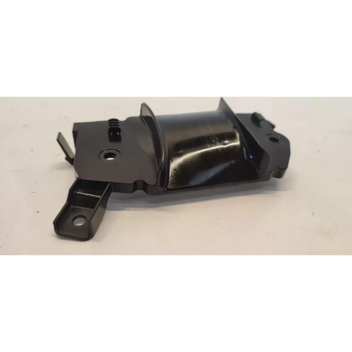 AUDI A7 4G PROWADNICA PASA 4G8857781
