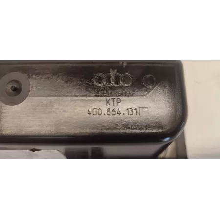AUDI A7 4G SCHOWEK POPIELNICZKA 4G0864131